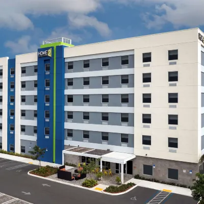 Home2 Suites by Hilton Miami Doral West Airport Hotels near Norwegian Cruise Line