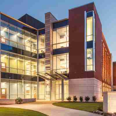 La Quinta Inn & Suites by Wyndham LaGrange / I-85 Hotel Exterior