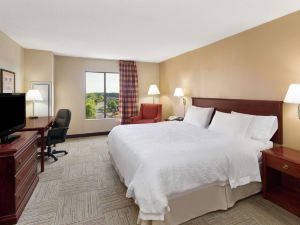 Hampton Inn Columbus-North