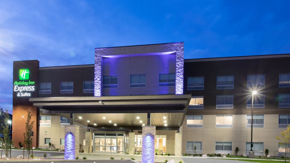 Holiday Inn Express & Suites ELY by IHG