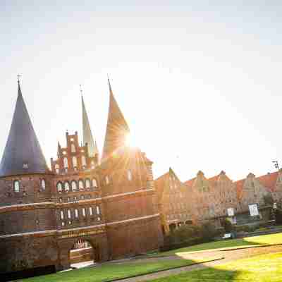 Holiday Inn Lubeck Hotel Exterior