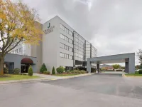 Embassy Suites by Hilton Milwaukee Brookfield - Kitchenette