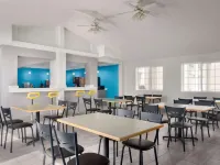 Baymont by Wyndham des Moines North Hotels in Saylor