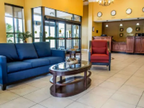 Comfort Inn & Suites Franklin East Hotels in Simpson County