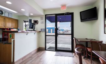 Econo Lodge Inn & Suites Williams - Grand Canyon Area