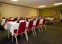 Comfort Inn Sandusky - parking