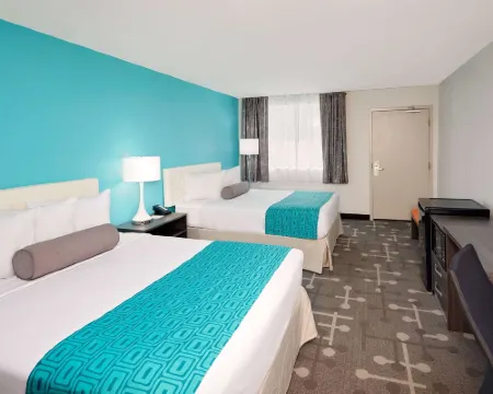 Howard Johnson by Wyndham Florence Hotels in Florence