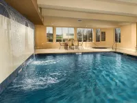 Comfort Suites Waco North - Near University Area Hotels in Waco