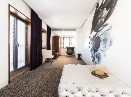 Hotel Palma Avenidas Отели рядом с достопримечательностью «Университет Балеарских островов»