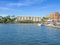 ベイフロント イン フィフス アベニュー ネープルズのホテル