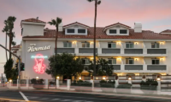 Hotel Hermosa Hotels near Dockweiler State Beach