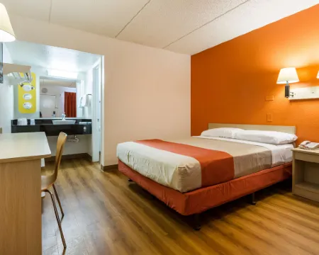 Tempe, AZ – Phoenix Airport – Priest Dr Hotels in Tempe