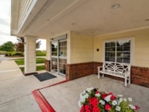 Hometowne Studios & Suites Bentonville Hotels in Bentonville