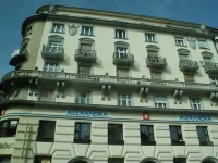Budapest Holidays Fashion Hotels near St. Stephen's Basilica