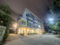 烏汶布利斯酒店 鄰近Huai Muang的酒店