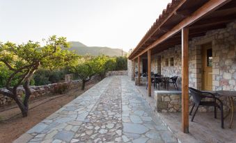 Georgia's Houses (Melitzanakia)