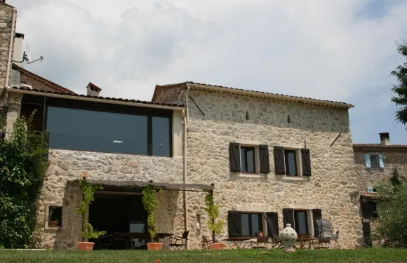 福樂爾德里斯酒店