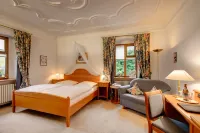 Sperber Bräu - 3-Sterne-Superior Hotel Mit Gasthof Und Eigener Brauerei - Kein Ruhetag Hotel dekat Infozentrum Schlackenberg