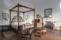 Parador de Guadalupe Hotel di Berzocana