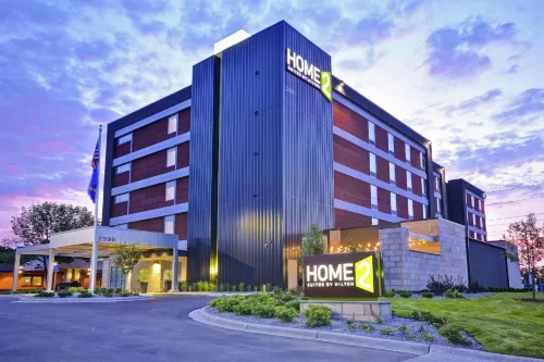 Home2 Suites by Hilton Plymouth Minneapolis Hotels in Wayzata