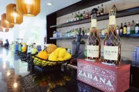 Savoy Hotel Boracay near Newcoast Beach - bar