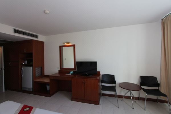 크라운 파타야 비치 호텔(Crown Pattaya Beach Hotel)_2