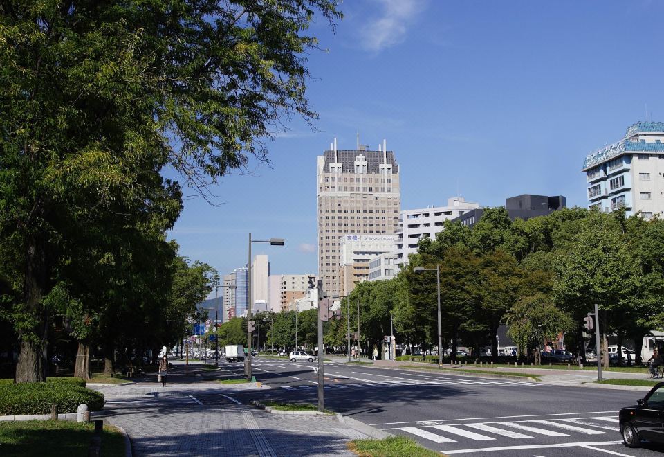 4. 오리엔탈 호텔 ..