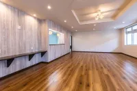 Mr.KINJO Manza Beachfront