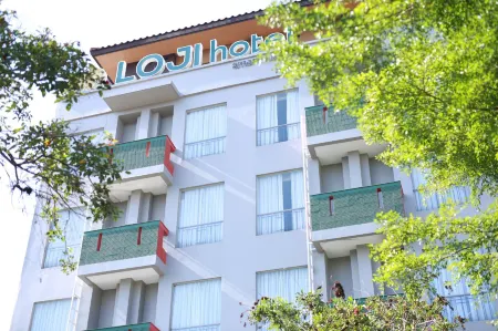 Loji Hotel
