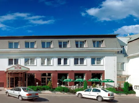 Hotel Astra Hotels near Prague 15