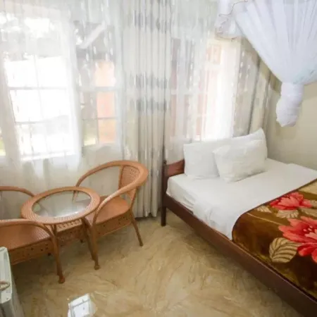 Jinja Safari Hotel