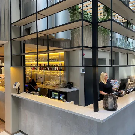 Skyline Airport Hotel