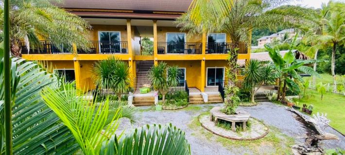 Sea Side Home Resort Hotels in La-ngu