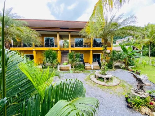 Sea Side Home Resort Hotels in La-ngu District