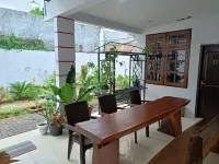 Homestay Nurbani Banyuwangi - 2 звезды