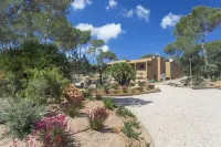 Ses Eufabietes Apartments & Restaurant