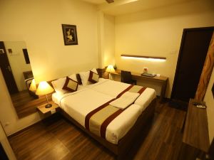 Nestlay Rooms Ambattur