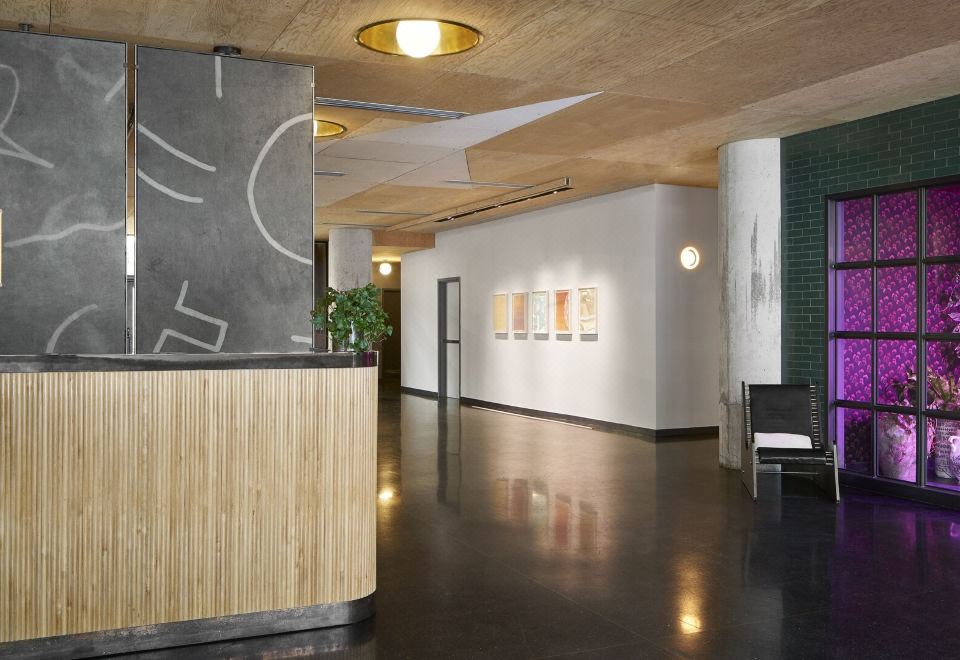 더 에밀리 호텔 객실 내부