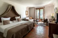 Parador de Avila Отели в г. 