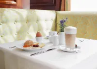 Living Hotel Berlin Mitte - breakfast