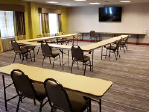 Wingate by Wyndham Coon Rapids Hotels in Coon Rapids