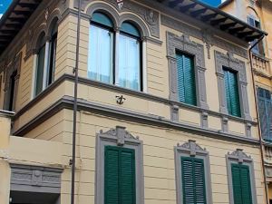 Palazzo Cini Luxury Rooms in Pisa