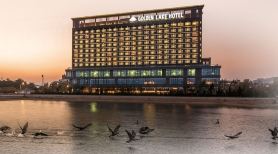 Golden Lake Hotel