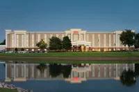 Hampton Inn & Suites Montgomery-EastChase - Pools