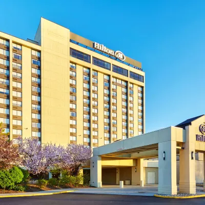 Hilton Hasbrouck Heights-Meadowlands Отели рядом с достопримечательностью «168 улица»
