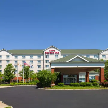 Hilton Garden Inn Edison/Raritan Center Hotels near BAPS Shri Swaminarayan Mandir, Edison