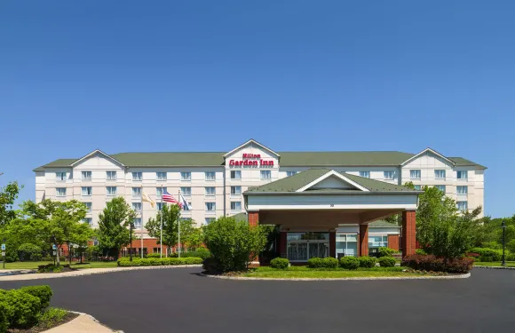 拉里坦中心希爾頓花園酒店