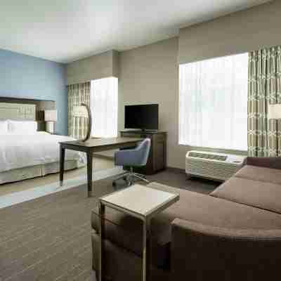 Hampton Inn & Suites Napa Rooms