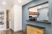 WoodSpring Suites Bentonville