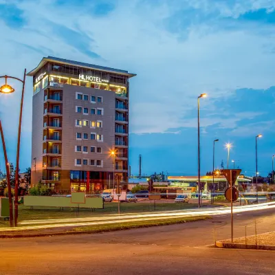Phi Hotel Milano Hoteles cerca de Recinto ferial de Milán